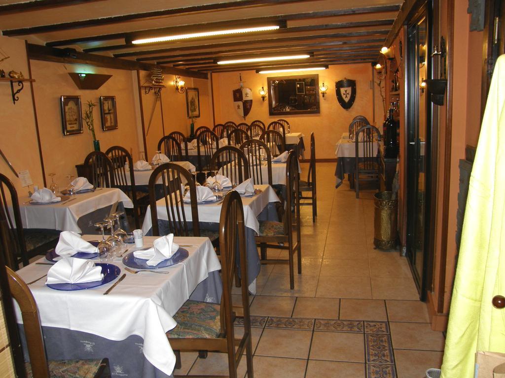 Hostal El Pesquero Burgo Esterno foto