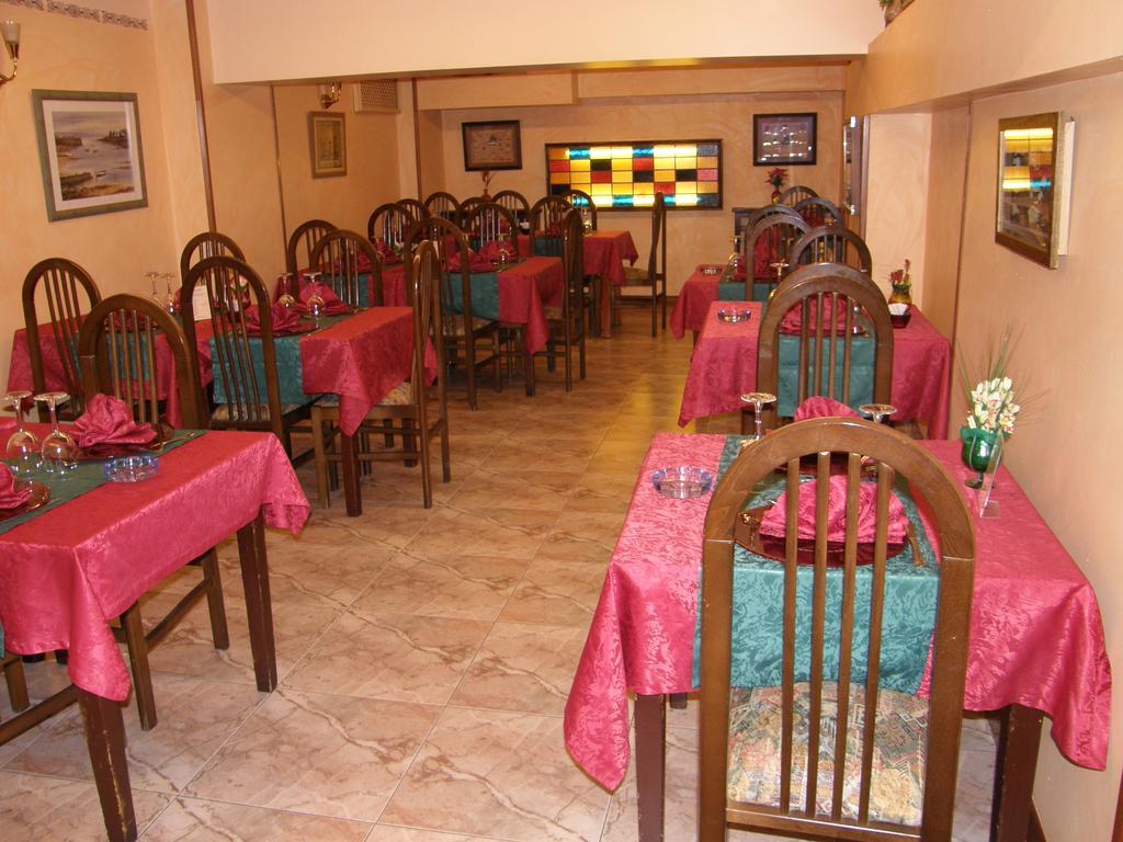 Hostal El Pesquero Burgo Esterno foto