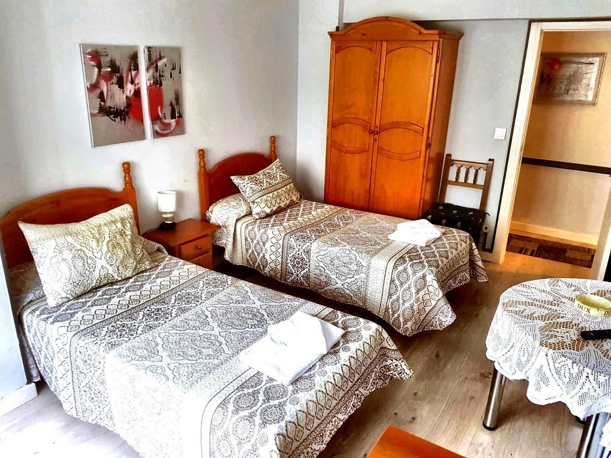 Hostal El Pesquero Burgo Esterno foto